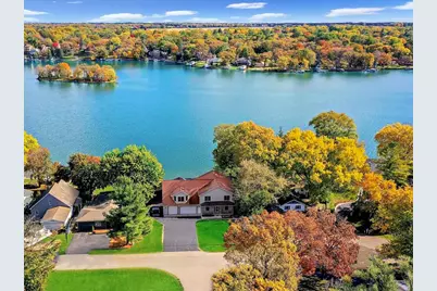 5012 W Lake Shore Drive, Wonder Lake, IL 60097 - Photo 1