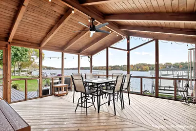 5012 W Lake Shore Drive, Wonder Lake, IL 60097 - Photo 3