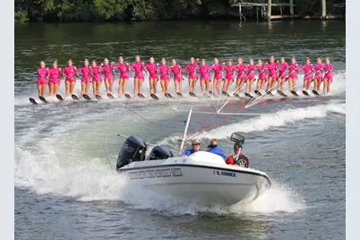 5012 W Lake Shore Drive, Wonder Lake, IL 60097 - Photo 81