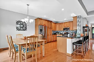 5012 W Lake Shore Dr, Wonder Lake, IL 60097 - Photo 11