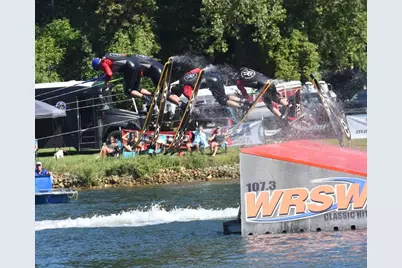 5012 W Lake Shore Drive, Wonder Lake, IL 60097 - Photo 81