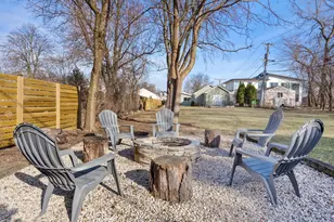 212 Woodstock Ave, Clarendon Hills, IL 60514 - Photo 29