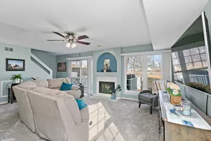 2060 Muirfield Cir, Elgin, IL 60123 - Photo 5