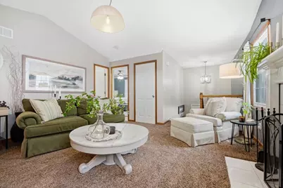 2731 Arrowhead Drive, Bloomington, IL 61704 - Photo 5