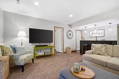 2731 Arrowhead Drive, Bloomington, IL 61704 - Photo 9