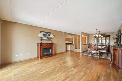 6461 W Warner Avenue #311, Chicago, IL 60634 - Photo 7