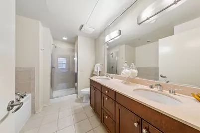 310 S Michigan Avenue #1713, Chicago, IL 60604 - Photo 9