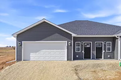 513 S Preston Street, Cortland, IL 60112 - Photo 1