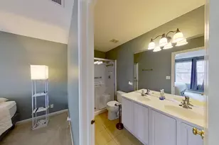 2418 Emily Ln, Elgin, IL 60124 - Photo 13