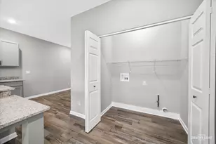 511 S Preston St, Cortland, IL 60112 - Photo 11