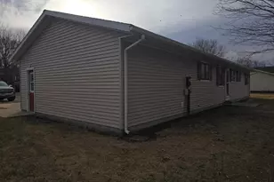 239 Rogers Rd, Carthage, IL 62321 - Photo 21