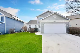 1281 Old Timber Ct, Hoffman Estates, IL 60192 - Photo 1