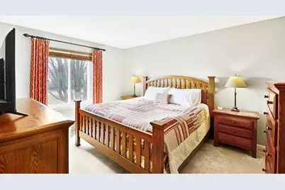 1281 Old Timber Court, Hoffman Estates, IL 60192 - Photo 15