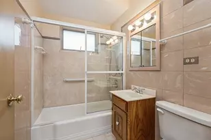 168 W Normandy Dr, Chicago Heights, IL 60411 - Photo 17