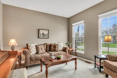 7817 Cascade Way, Gurnee, IL 60031 - Photo 7