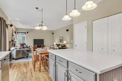 7817 Cascade Way, Gurnee, IL 60031 - Photo 15