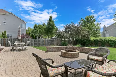 7817 Cascade Way, Gurnee, IL 60031 - Photo 43