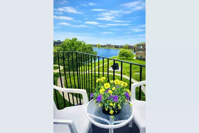 9387 Bay Colony Drive #3W, Des Plaines, IL 60016 - Photo 7