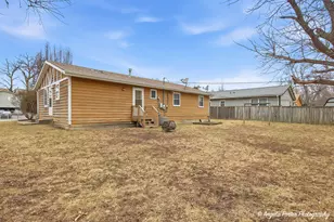 1201 Meadowbrook Dr, Round Lake Beach, IL 60073 - Photo 17