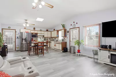 1201 Meadowbrook Drive, Round Lake Beach, IL 60073 - Photo 5