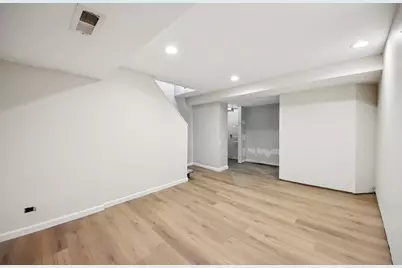 8646 Harms Road, Skokie, IL 60077 - Photo 15