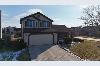 1172 Hill Crest Drive, Carol Stream, IL 60188 - Photo 1