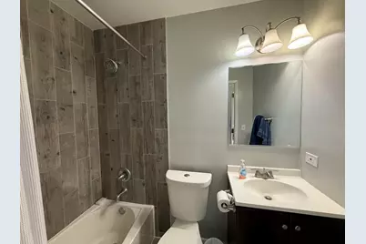 1172 Hill Crest Drive, Carol Stream, IL 60188 - Photo 13