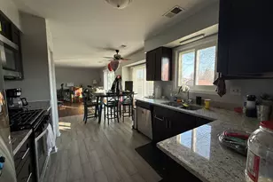 1172 Hill Crest Dr, Carol Stream, IL 60188 - Photo 5