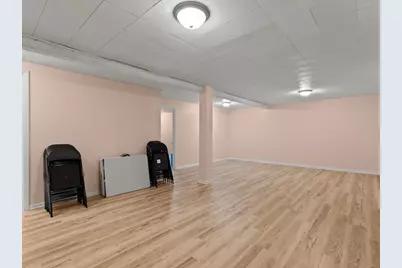 636 E 156th Place, South Holland, IL 60473 - Photo 11