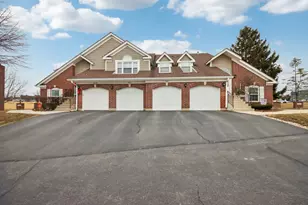1002 Interloch Ct, Algonquin, IL 60102 - Photo 3