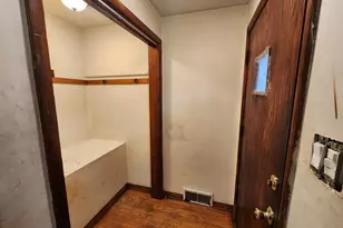 143 E 119th St, Chicago, IL 60628 - Photo 5