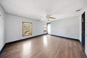 557 Binder St, Aurora, IL 60505 - Photo 7