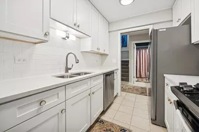 1955 Tanglewood Drive #H, Glenview, IL 60025 - Photo 13