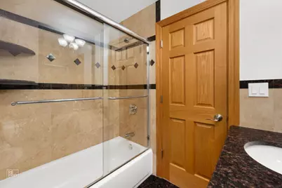 1017 E Red Oak Street, Addison, IL 60101 - Photo 29