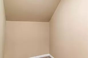 10524 S Lasalle St, Chicago, IL 60628 - Photo 15