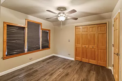 10524 S Lasalle Street, Chicago, IL 60628 - Photo 17