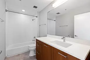 1901 S Calumet Ave, Chicago, IL 60616 - Photo 17