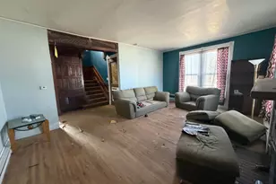 1211 S Carroll Ave, Freeport, IL 61032 - Photo 5