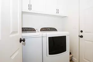 34 Downing Cir, Bloomington, IL 61704 - Photo 17