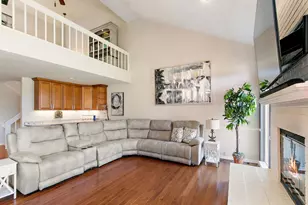 814 Oak Hill Rd, Lake Barrington, IL 60010 - Photo 13