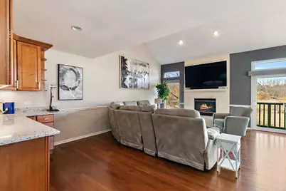 814 Oak Hill Road, Lake Barrington, IL 60010 - Photo 17