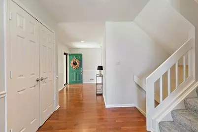 814 Oak Hill Road, Lake Barrington, IL 60010 - Photo 3