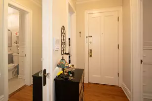 1146 Ontario St, Oak Park, IL 60302 - Photo 3