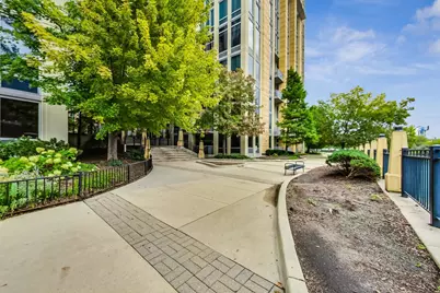 720 N Larrabee Street #1108, Chicago, IL 60654 - Photo 35