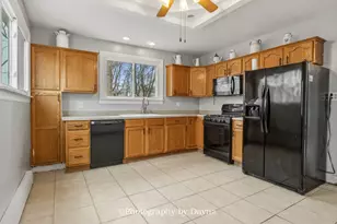 327 E Ohio St, Momence, IL 60954 - Photo 13