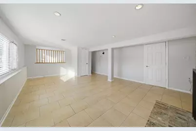 7635 S Oconto Avenue, Bridgeview, IL 60455 - Photo 23