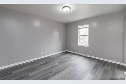 205 S Park Avenue, Waukegan, IL 60085 - Photo 13