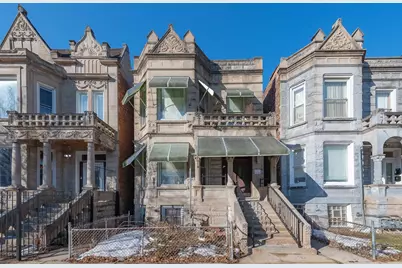 1512 S Sawyer Avenue, Chicago, IL 60623 - Photo 1