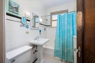 4211 N Paulina St, Chicago, IL 60613 - Photo 17