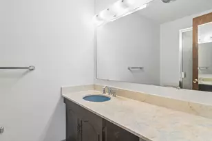 166 E Cunningham Dr, Palatine, IL 60067 - Photo 7